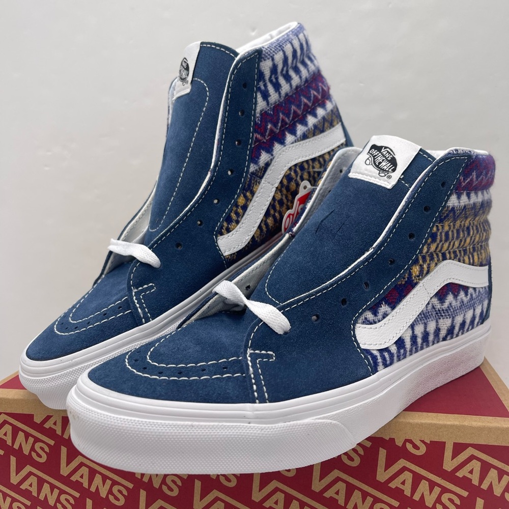 Vans Men’s Sk8-Hi
Fair Isle Biue/Multi Sneakers
VN0A705NBER - Picture 7 of 16